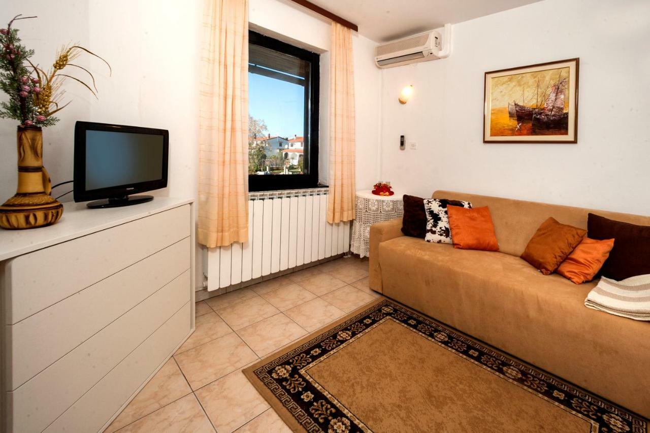 Villa Carolina Tar-Vabriga Luaran gambar