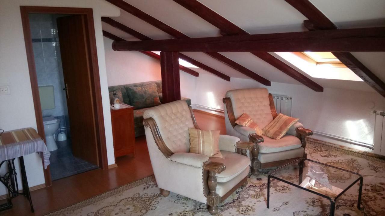 Villa Carolina Tar-Vabriga Luaran gambar